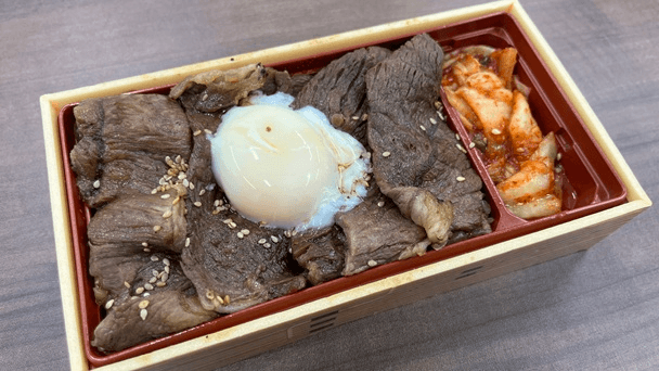 港区男子の焼きしゃぶ弁当(阿部商店スタッフ命名)